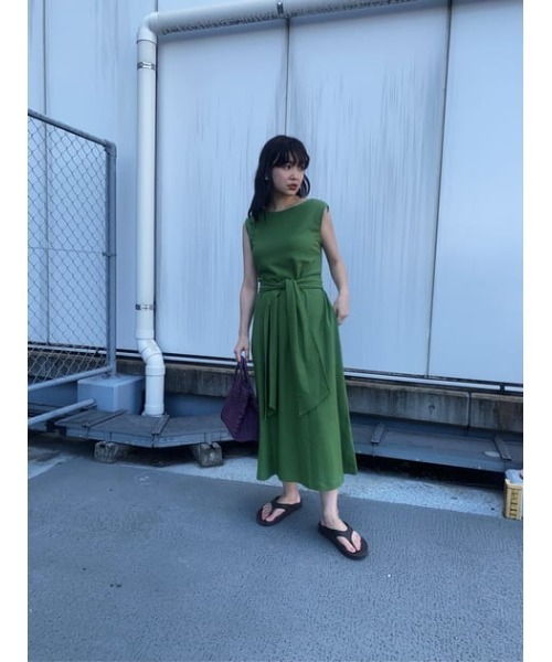 MOUSSY（マウジー）の「WAVY WAIST RIBBON ドレス（ワンピース・レディース・グリーン/ブラック/ブラウン・FREE）」の21枚目の写真