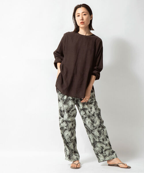 NOLLEY’S(ノーリーズ)の「◇【WEB限定カラーあり】パームプリントパンツ(その他パンツ・レディース・ブルー系その他3/グリーン系その他3/ベージュ系その他3・38/36)」の13枚目の写真