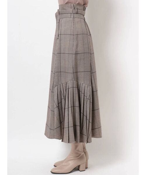 dazzlin（ダズリン）の「サイドヘムプリーツスカート（スカート・レディース・ダークブラウン/ブラウン/グレー/モカ・SMALL/MEDIUM）」の11枚目の写真