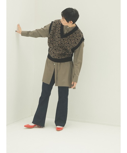 armonia（アルモニーア）の「armonia・ジャガードニットベスト（ベスト・レディース・ブラック/モカ・FREE）」の5枚目の写真