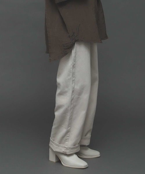 SENSE OF PLACE by URBAN RESEARCH（センスオブプレイスバイアーバンリサーチ）の「『TALLサイズあり』カラーカツラギパンツ（デニムパンツ・レディース・ベージュ/カーキ/ブラック/アイボリー・SMALL/MEDIUM/TALL）」の6枚目の写真