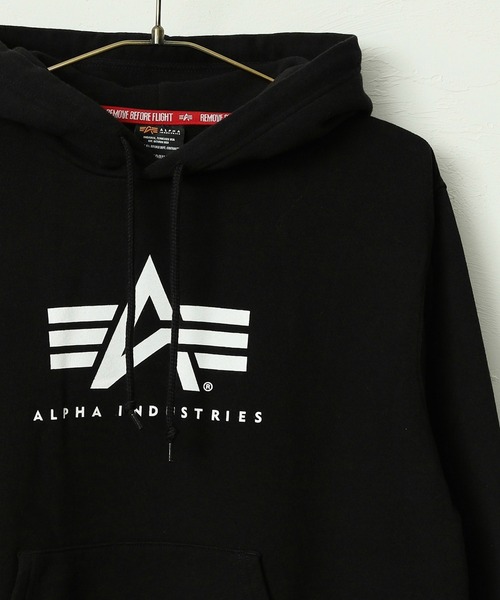 Alpha Industries（アルファインダストリーズ）の「Aマーク ブランドロゴパーカー 無地/カモ柄（スウェット・メンズ・ブラック/ヘザーグレー/ホワイト系その他/ブラック系その他/ブルー系その他/グレイッシュベージュ/グレイッシュブルー・MEDIUM/LARGE/X-LARGE）」の2枚目の写真