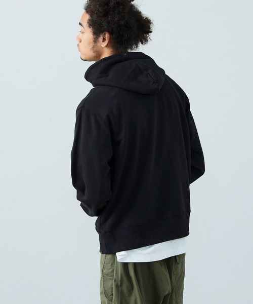 Alpha Industries（アルファインダストリーズ）の「Aマーク ブランドロゴパーカー 無地/カモ柄（スウェット・メンズ・ブラック/ヘザーグレー/ホワイト系その他/ブラック系その他/ブルー系その他/グレイッシュベージュ/グレイッシュブルー・MEDIUM/LARGE/X-LARGE）」の15枚目の写真