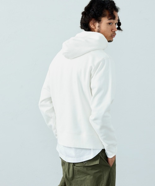 Alpha Industries（アルファインダストリーズ）の「Aマーク ブランドロゴパーカー 無地/カモ柄（スウェット・メンズ・ブラック/ヘザーグレー/ホワイト系その他/ブラック系その他/ブルー系その他/グレイッシュベージュ/グレイッシュブルー・MEDIUM/LARGE/X-LARGE）」の11枚目の写真