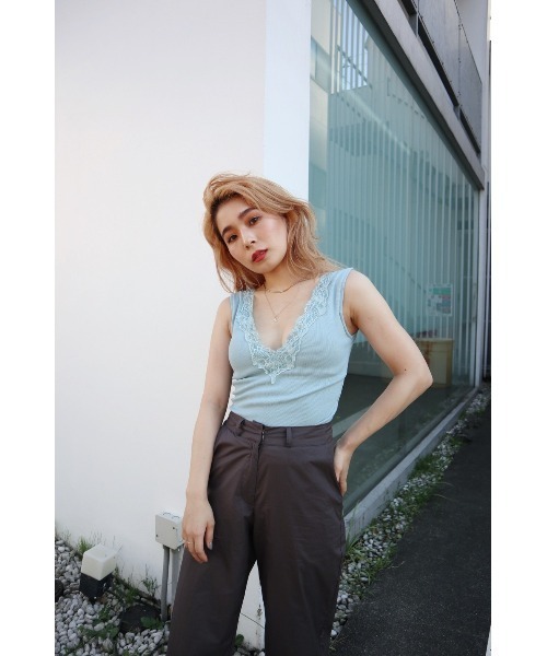 FIG&VIPER（フィグアンドバイパー）の「リブレースブラタンク（タンクトップ・レディース・ブラック/ホワイト/ブルー・FREE）」の7枚目の写真