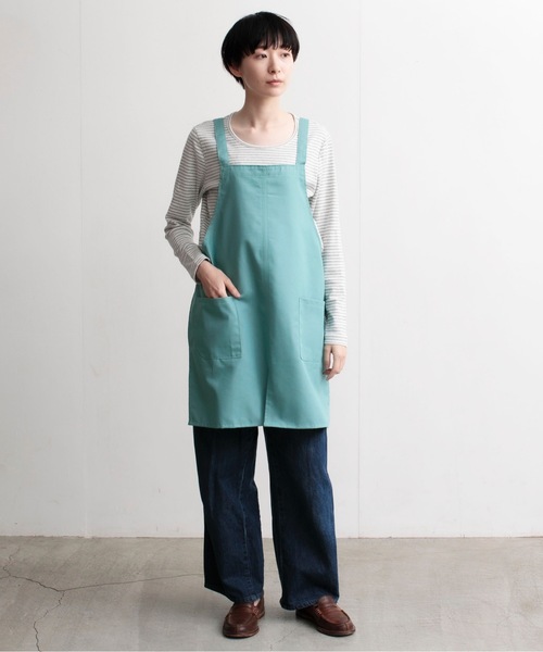 COCO WALK（ココウォーク）の「COCOWALK:抗ウイルス加工のラクエプ（エプロン・レディース・ネイビー/グリーン/マスタード・FREE）」の4枚目の写真