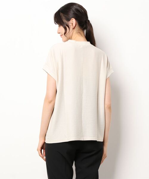 Samansa Mos2 blue（サマンサモスモスブルー）の「アソートハイネックTシャツ（Tシャツ/カットソー・レディース・ブラック/グレー/チャコール/ライトベージュ・ﾌﾘ-）」の6枚目の写真