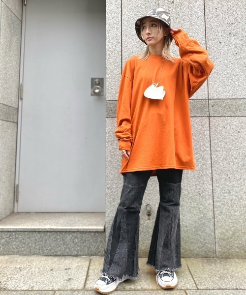 KaneZ（ケインズ）の「KaneZ/ケインズ/MR.YING YANG L/S TEE/バックプリントロングスリーブTシャツ（Tシャツ/カットソー・レディース・オレンジ/ホワイト・FREE）」の20枚目の写真