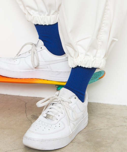 WEGO（ウィゴー）の「WEGO/カラーリブ無地ソックス（ソックス/靴下・レディース・ブラウン/ワイン/マスタード/パープル/ブラック/ホワイト/ベージュ/グレー/サックスブルー/ダークグリーン/ダークオレンジ/グリーン/イエロー系その他/ブルー系その他/パープル系その他/ピンク/レッド/ブルー/オレンジ/その他2/その他1・23-25cm）」の10枚目の写真