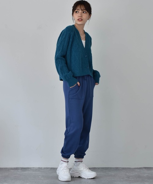 Cheri（シェリ）の「ショート丈ケーブルニットカーディガン（カーディガン/ボレロ・レディース・ベージュ/ブルー・FREE）」の12枚目の写真