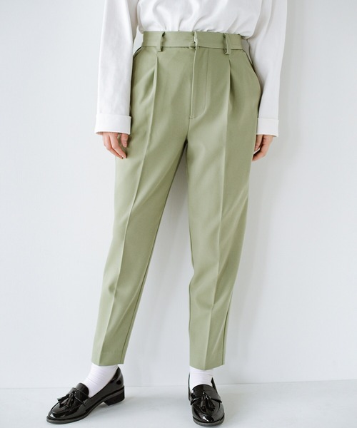 haco!（ハコ）の「重くなりがちなコーデを明るく変身！大人に便利なきれいめテーパードパンツ by que made me（その他パンツ・レディース・オレンジ/グリーン/アイボリー・SMALL/MEDIUM/LARGE/X-LARGE）」の18枚目の写真