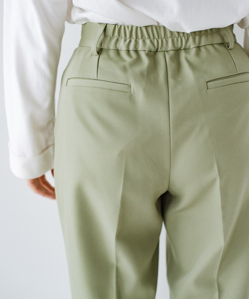 haco!（ハコ）の「重くなりがちなコーデを明るく変身！大人に便利なきれいめテーパードパンツ by que made me（その他パンツ・レディース・オレンジ/グリーン/アイボリー・SMALL/MEDIUM/LARGE/X-LARGE）」の21枚目の写真