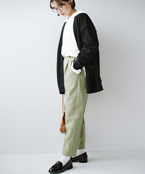 haco!（ハコ）の「重くなりがちなコーデを明るく変身！大人に便利なきれいめテーパードパンツ by que made me（その他パンツ・レディース・オレンジ/グリーン/アイボリー・SMALL/MEDIUM/LARGE/X-LARGE）」の19枚目の写真