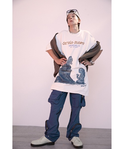 CLUB PARK(クラブパーク)の「UMAMIISIM/ウマミイズム/フランケンシュタイン&少女プリント半袖Tシャツ(Tシャツ/カットソー・メンズ・ホワイト・SMALL)」の4枚目の写真