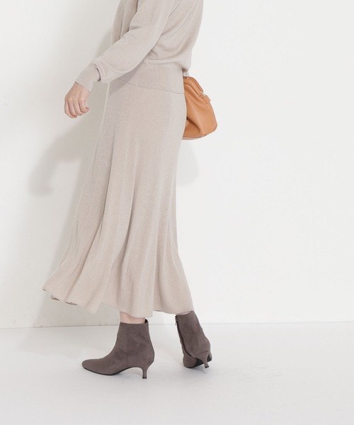 NATURAL BEAUTY BASIC（ナチュラルビューティーベーシック）の「ゴアードスカートニットセットアップ（ワンピース・レディース・ベージュ/イエロー/ネイビー・SMALL/MEDIUM）」の6枚目の写真