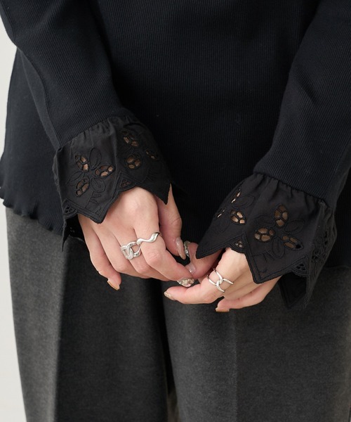 PUAL CE CIN（ピュアルセシン）の「ラッフル襟レースインナー（Tシャツ/カットソー・レディース・ブラック/ナチュラル/グレイッシュベージュ・FREE）」の13枚目の写真