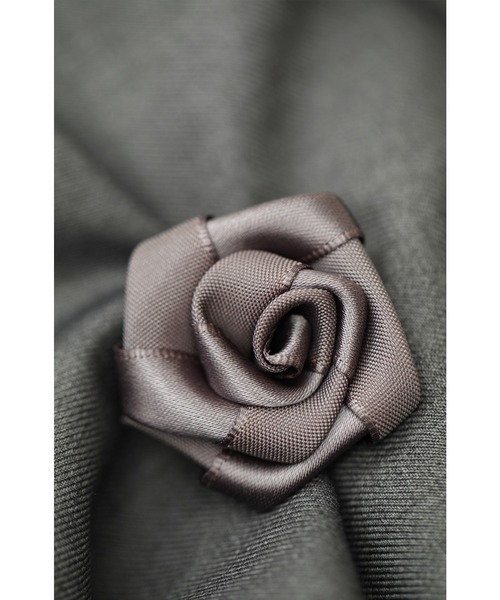 cawaii（カワイイ）の「ふんわりタックシルエットのバラ咲くコクーンミディアムスカート（スカート・レディース・グレー/ブラック・FREE）」の9枚目の写真