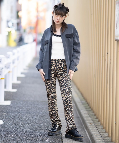 X-girl(エックスガール)の「EASY WORK SHIRT(シャツ/ブラウス・レディース・ホワイト/ベージュ/チャコール・S/M)」の9枚目の写真