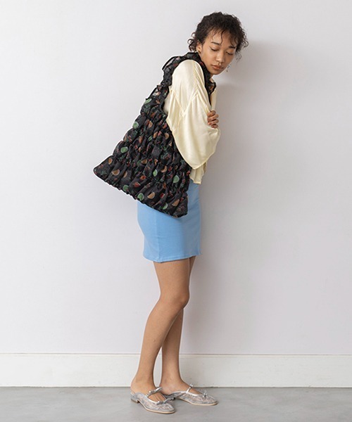 Casselini(キャセリーニ)の「Casselini(キャセリーニ)ギャザートート(トートバッグ・レディース・ブラック/ブルー/アイボリー・FREE)」の16枚目の写真