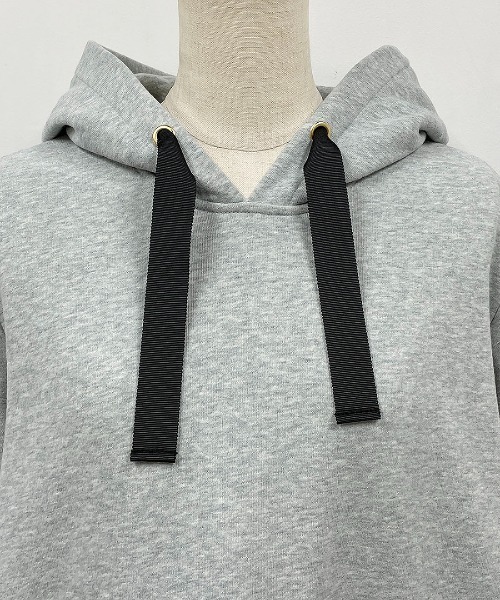 PICCIN（ピッチン）の「バックティアードフード付き裏毛ワンピース（ワンピース・レディース・ライトグレー/ブラック・M）」の20枚目の写真