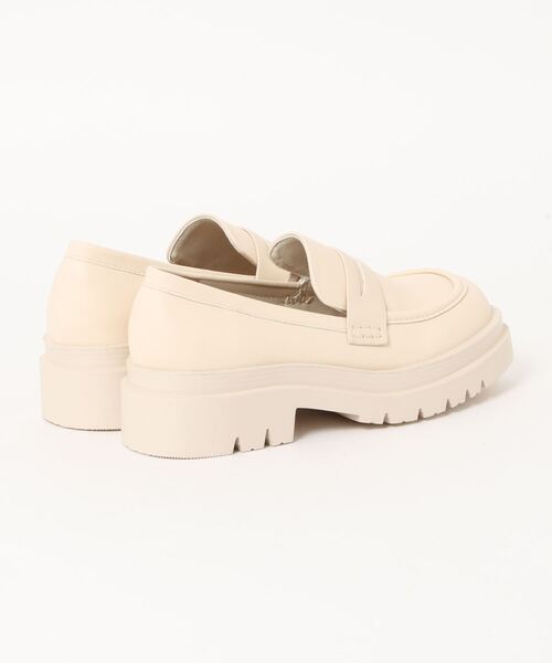 Fabby fabby（ファビィーファビィー）の「タンクソールトラックソールシンプルシューズ（ローファー・レディース・ブラック/オフホワイト・MEDIUM/LARGE/SMALL）」の3枚目の写真