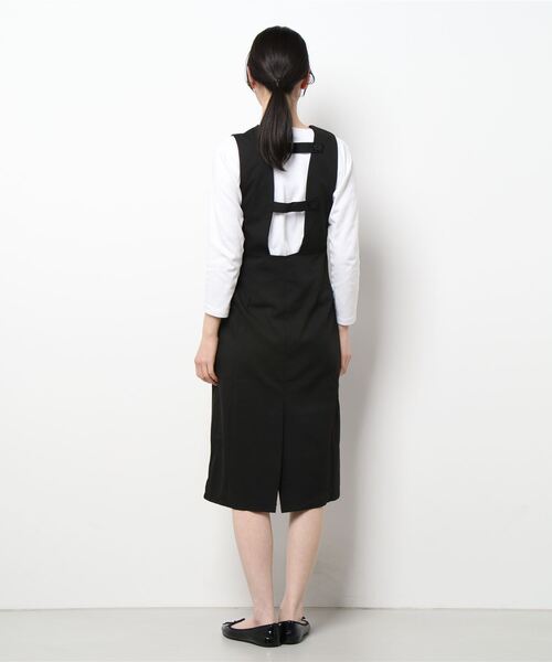 solleim（ソルレム）の「ベルトデザインジャンパースカート（ジャンパースカート・レディース・ブラック・M）」の2枚目の写真