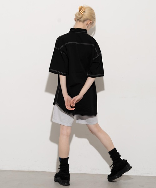 X-girl（エックスガール）の「TWILL FACE EMBROIDERY S/S SHIRT