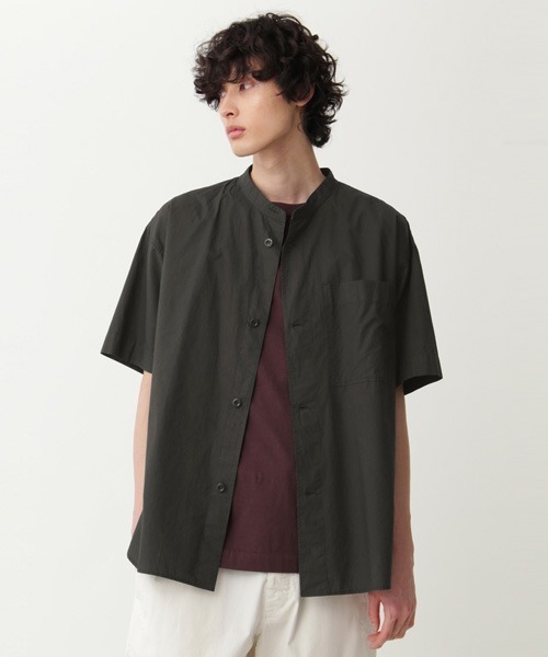 MHL.(エムエイチエル)の「COTTON RAMIE POPLIN(シャツ/ブラウス・メンズ・ホワイト/グレー/チャコール・SMALL/MEDIUM/LARGE/X-LARGE)」の3枚目の写真