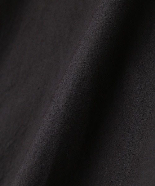 MHL.(エムエイチエル)の「COTTON RAMIE POPLIN(シャツ/ブラウス・メンズ・ホワイト/グレー/チャコール・SMALL/MEDIUM/LARGE/X-LARGE)」の6枚目の写真