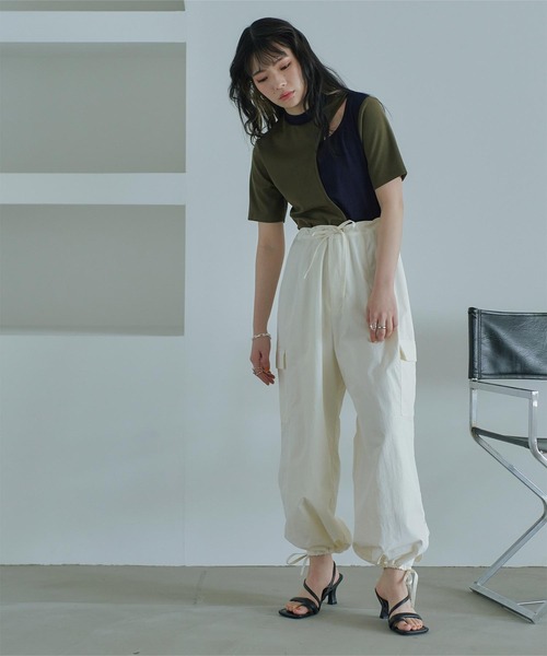 miette（ミエット）の「カーブライントップス（Tシャツ/カットソー・レディース・ネイビー/ライトベージュ/イエロー/カーキ/ブラック/オフホワイト・FREE）」の17枚目の写真