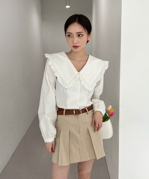 by muni:r（バイ ムニール）の「ビッグカラーフリルブラウス（シャツ/ブラウス・レディース・ベージュ/ブルー/アイボリー・FREE）」の5枚目の写真