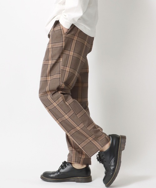Lazar(ラザル)の「Wide Tapered Slacks/ワイドテーパードスラックス/センタープレス タックワイドパンツ(スラックス・メンズ・ブラック/ホワイト系その他/ベージュ系その他/ブラウン系その他/グレー系その他/グレー系その他2/ブラック系その他・M/L)」の6枚目の写真