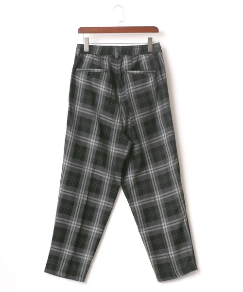 Lazar(ラザル)の「Wide Tapered Slacks/ワイドテーパードスラックス/センタープレス タックワイドパンツ(スラックス・メンズ・ブラック/ホワイト系その他/ベージュ系その他/ブラウン系その他/グレー系その他/グレー系その他2/ブラック系その他・M/L)」の10枚目の写真