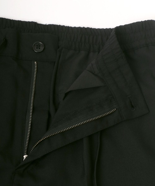 Lazar(ラザル)の「Wide Tapered Slacks/ワイドテーパードスラックス/センタープレス タックワイドパンツ(スラックス・メンズ・ブラック/ホワイト系その他/ベージュ系その他/ブラウン系その他/グレー系その他/グレー系その他2/ブラック系その他・M/L)」の16枚目の写真