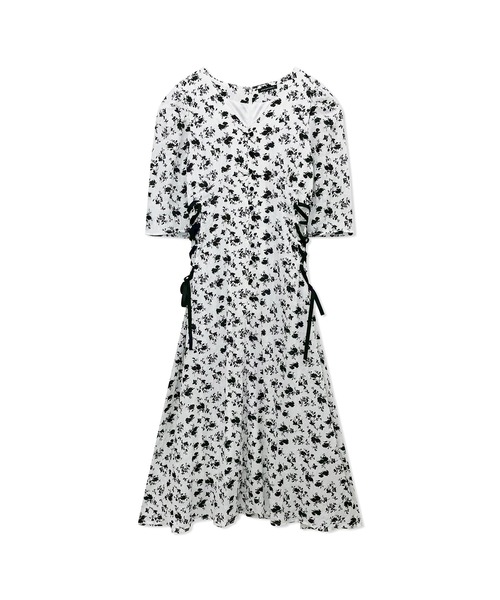 ANDGEEBEE（アンジービー）の「レースアップフラワーワンピ（ワンピース・レディース・アイボリー/ホワイト・MEDIUM）」の10枚目の写真