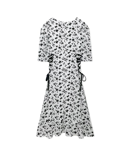 ANDGEEBEE（アンジービー）の「レースアップフラワーワンピ（ワンピース・レディース・アイボリー/ホワイト・MEDIUM）」の7枚目の写真