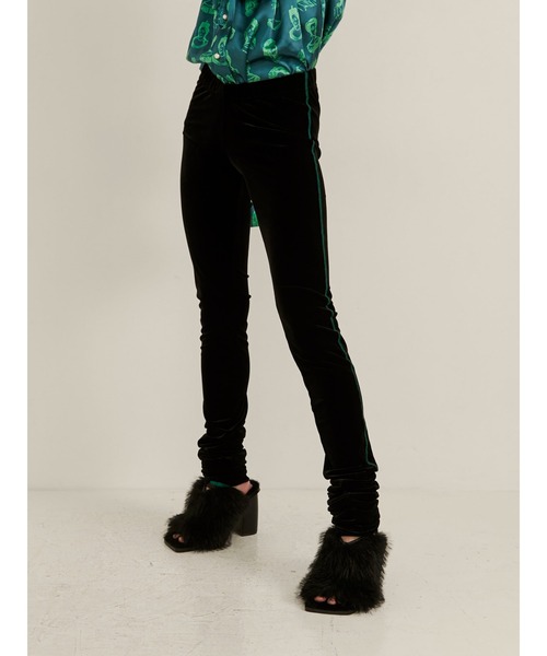 PAMEO POSE（パメオポーズ）の「Velor Loose Leggings（レギンス/スパッツ・レディース・ブラック/ブラウン・FREE）」の2枚目の写真