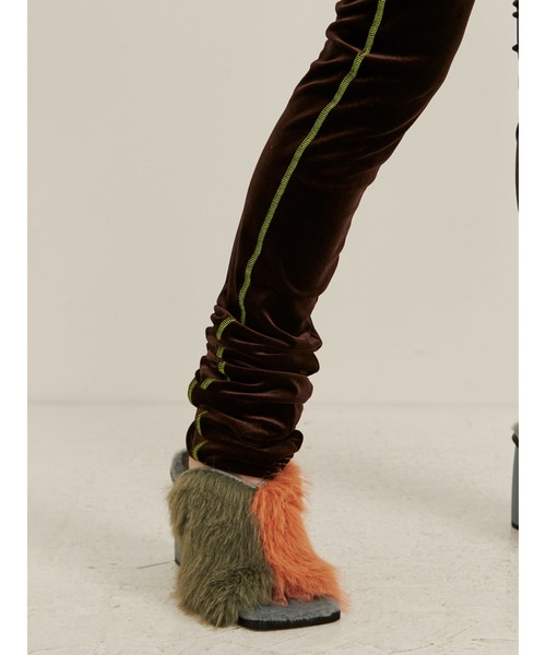 PAMEO POSE（パメオポーズ）の「Velor Loose Leggings（レギンス/スパッツ・レディース・ブラック/ブラウン・FREE）」の13枚目の写真