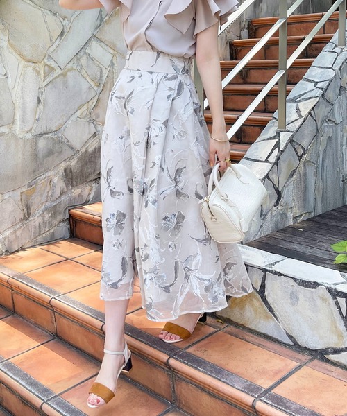 natural couture(ナチュラルクチュール)の「オパールフラワーアシメタックスカート(スカート・レディース・ブラック/ライトベージュ/ブルー・FREE)」の10枚目の写真