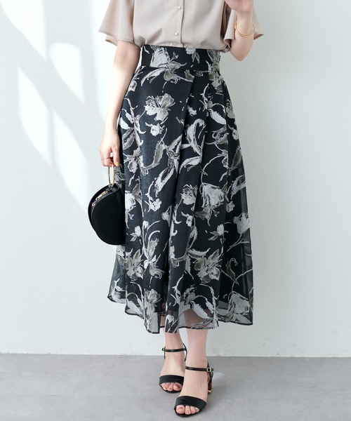 natural couture(ナチュラルクチュール)の「オパールフラワーアシメタックスカート(スカート・レディース・ブラック/ライトベージュ/ブルー・FREE)」の6枚目の写真