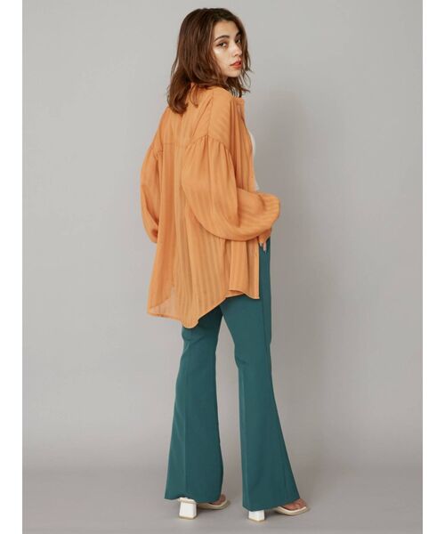 EVRIS(エヴリス)の「ストライプシアーシャツ(シャツ/ブラウス・レディース・ブラック/アイボリー/オレンジ・FREE)」の7枚目の写真