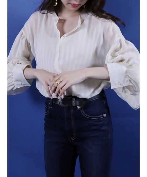 EVRIS(エヴリス)の「ストライプシアーシャツ(シャツ/ブラウス・レディース・ブラック/アイボリー/オレンジ・FREE)」の14枚目の写真