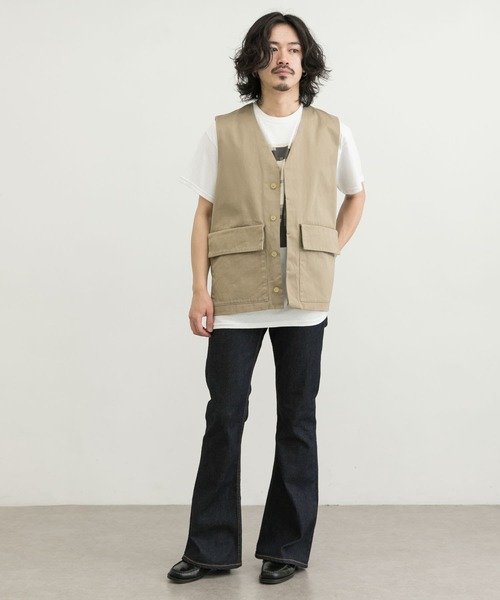 URBAN RESEARCH(アーバンリサーチ)の「ウェポンオーバーVネックベスト(ベスト・メンズ・ベージュ/ネイビー/ホワイト系その他・LARGE/MEDIUM)」の19枚目の写真