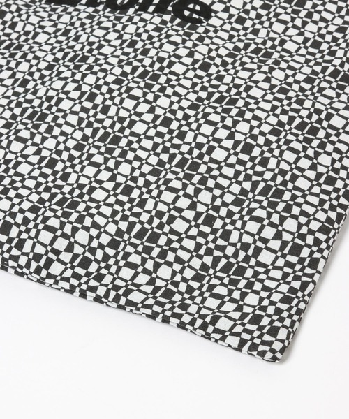 LEPSIM(レプシィム)の「アソートプリントトートバッグ 344089(トートバッグ・レディース・グレー/ピンク/イエロー/ブルー/ブラック系その他/ストライプ/オフホワイト/ネイビー・ONE SIZE)」の10枚目の写真