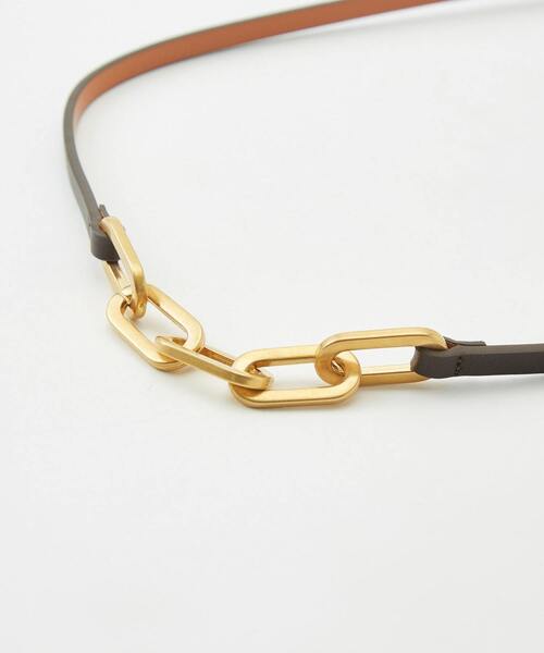 martinique(マルティニーク)の「MAISON BOINET/07 mm belt in nappa leather lined nappa leather - brass chain(ベルト・レディース・ブラウン・1/2)」の3枚目の写真