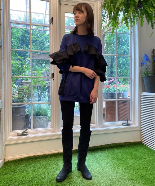 AVIE（アビィ）の「フリルデザインスウェット（スウェット）」 - WEAR