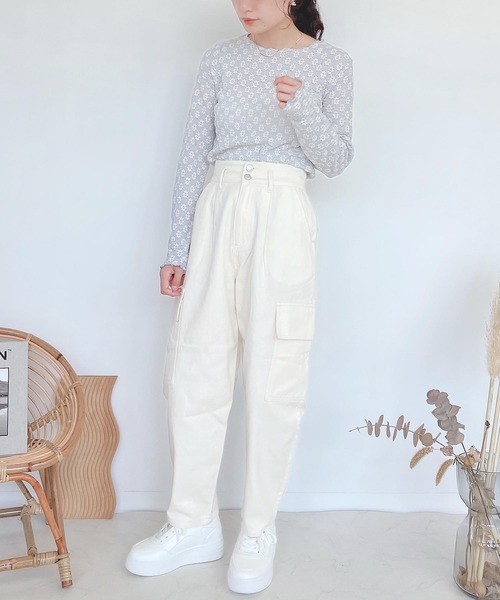 AS KNOW AS plus(アズノゥアズプラス)の「♪ポケット ファティーグパンツ(カーゴパンツ・レディース・アイボリー/ブラック/モカ/グリーン・FREE)」の9枚目の写真