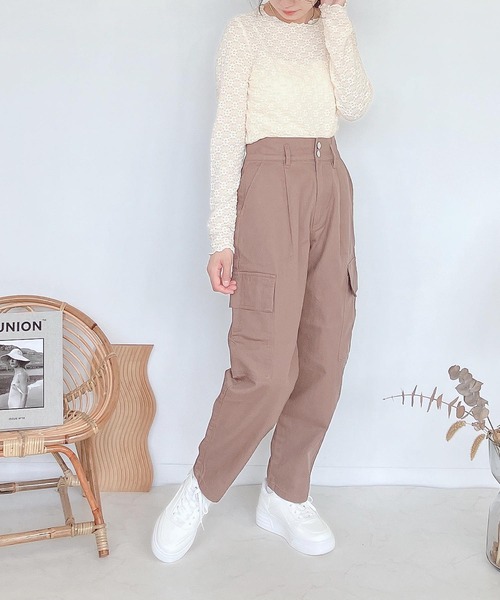 AS KNOW AS plus(アズノゥアズプラス)の「♪ポケット ファティーグパンツ(カーゴパンツ・レディース・アイボリー/ブラック/モカ/グリーン・FREE)」の19枚目の写真