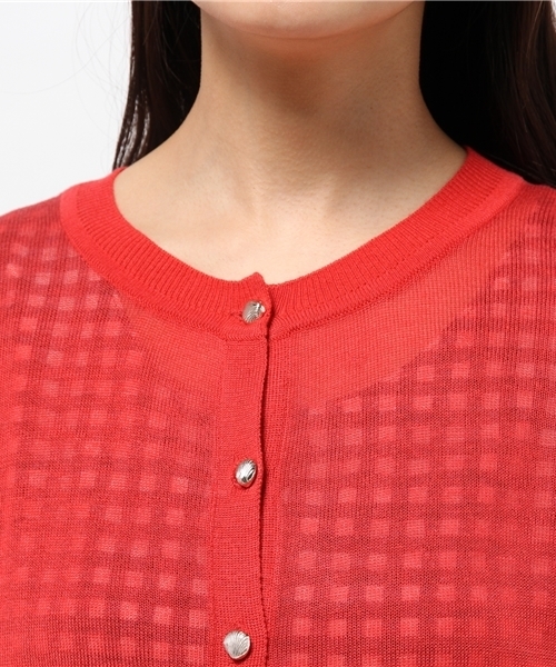 one after another NICE CLAUP(ワンアフターアナザーナイスクラップ)の「【ナイスクラップ】シェルボタンカーディガン(カーディガン/ボレロ・レディース・レッド/ネイビー/オフホワイト/イエロー/グレー・FREE)」の10枚目の写真