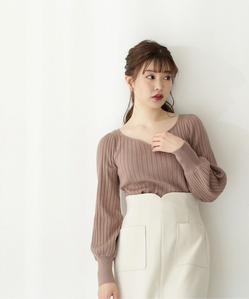 PROPORTION BODY DRESSING(プロポーションボディドレッシング)の「ハートカットチェーン付きニット / 1212270909(ニット/セーター・レディース・グレー/ベージュ/オフホワイト/ネイビー・MEDIUM/SMALL)」の3枚目の写真